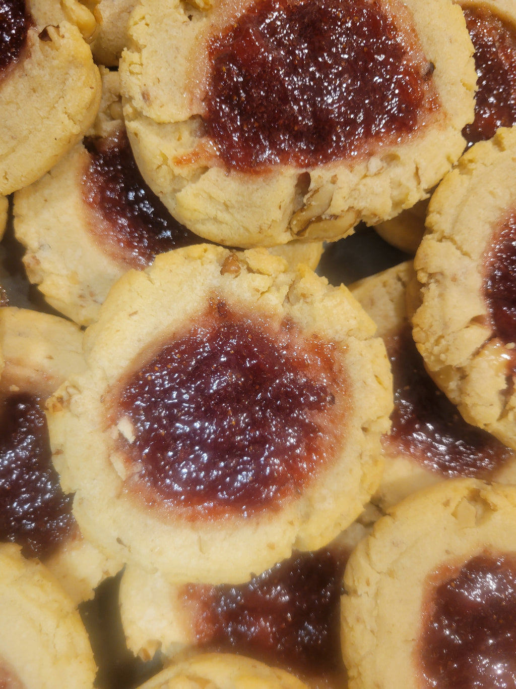 Strawberry Walnut Jam Cookie